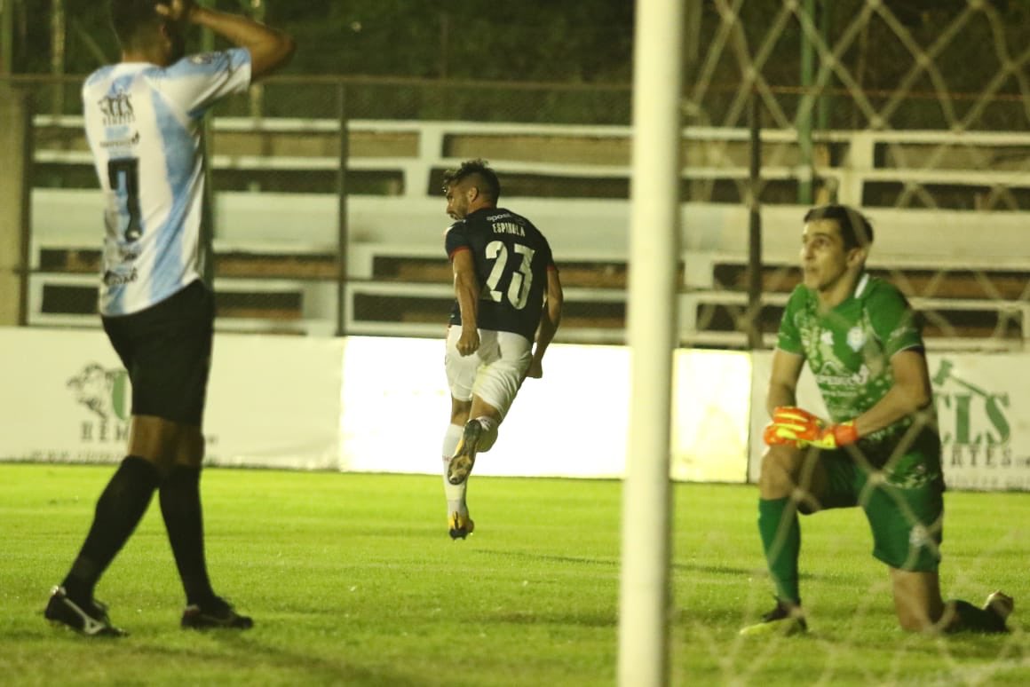 Cerro Porteño hila su octava victoria consecutiva, algo que no ocurría desde 1974. Foto: @CCP1912oficial.