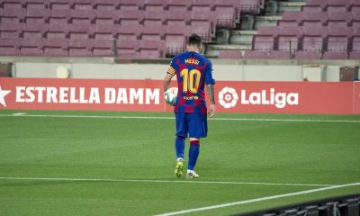 Messi se acogería a la cláusula de su contrato que le permite rescindir unilateralmente al final de cada temporada. Foto: TyC Sports.