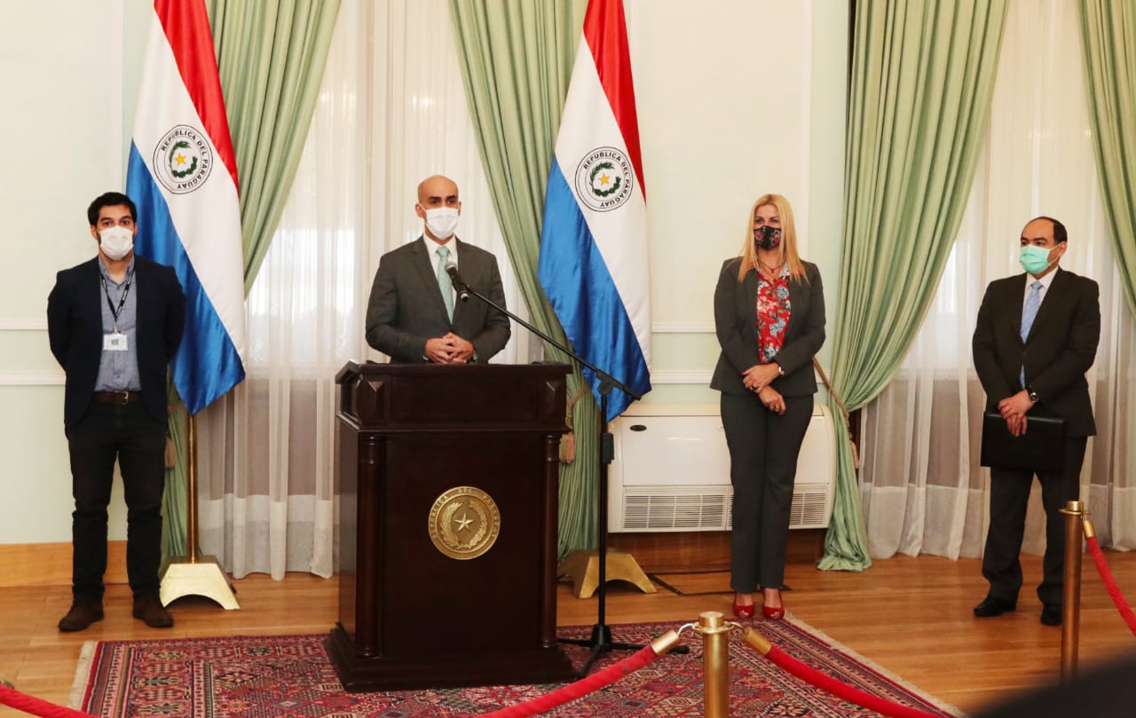 Autoridades de Salud, Migraciones y Cancilleriía. Foto: Presidencia