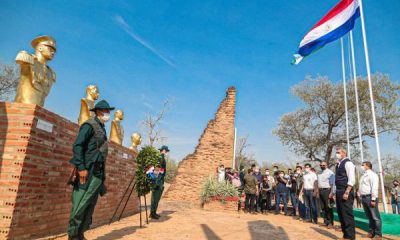 El mandatario presidió el acto de recordación de otro aniversario de la Batalla de Boquerón. Foto: Presidencia