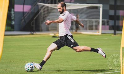 Higuaín tuvo este viernes su primera práctica con el Inter de Miami. Foto: @InterMiamiCF.