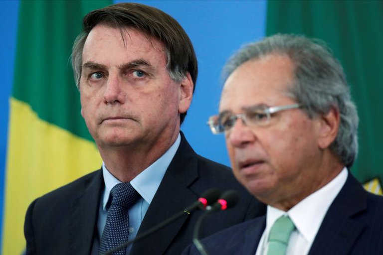 Jair Bolsonaro y su ministro de Economía, Paulo Guedes. Foto: Infobae.
