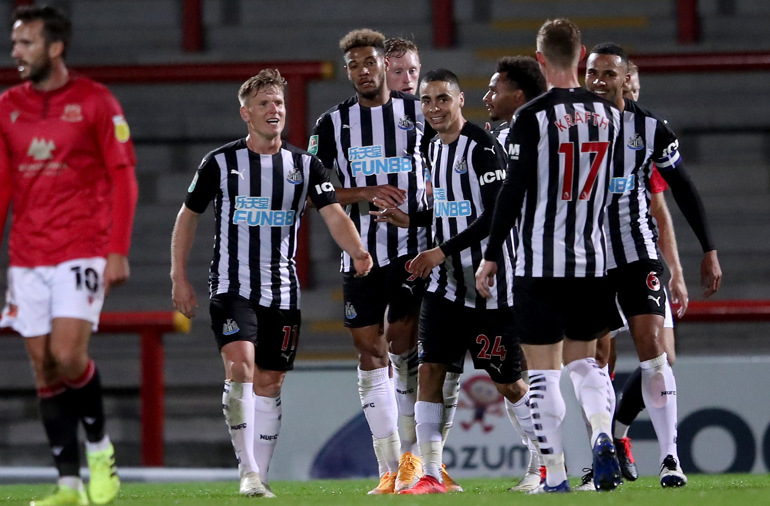 Con el tanto de este miércoles, Miguel Almirón se convirtió en el segundo paraguayo en marcar en los tres principales torneos de Inglaterra. Foto: @NUFC.