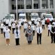 En Ciudad del Este, el personal de blanco. Foto: