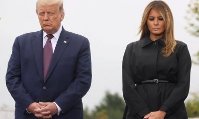 Donald Trump y Melania juntos durante una ceremonia en el Monumento Nacional del Vuelo 93. Foto: Infobae..