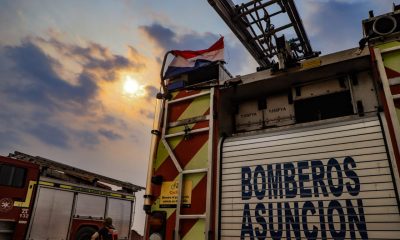 Bomberos de más de 70 compañías están combatiendo incendios. Foto: Gentileza