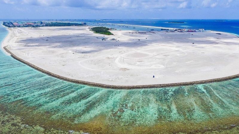 Maldivas quiere sobrevivir al imparable aumento del nivel del mar. Foto: BBC