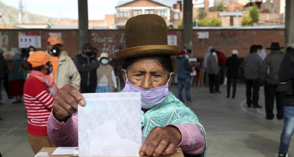 Los bolivianos esperan que las elecciones presidenciales y parlamentarias traigan de nuevo la calma al país. Foto: Dw