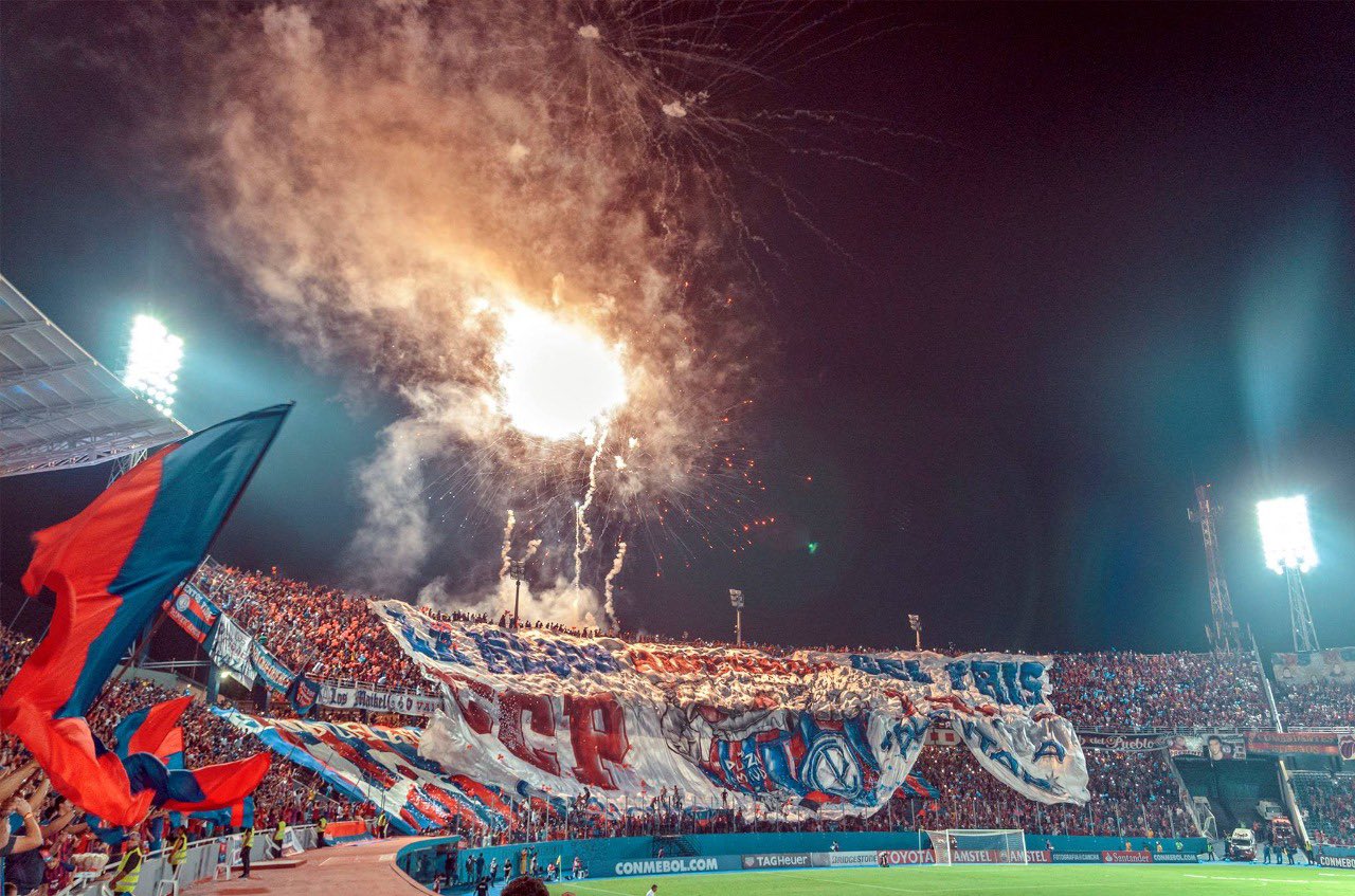 Cerro Porteño festeja sus 108 años de vida institucional tras obtener su título 33 en Primera División. Foto: Gentileza.