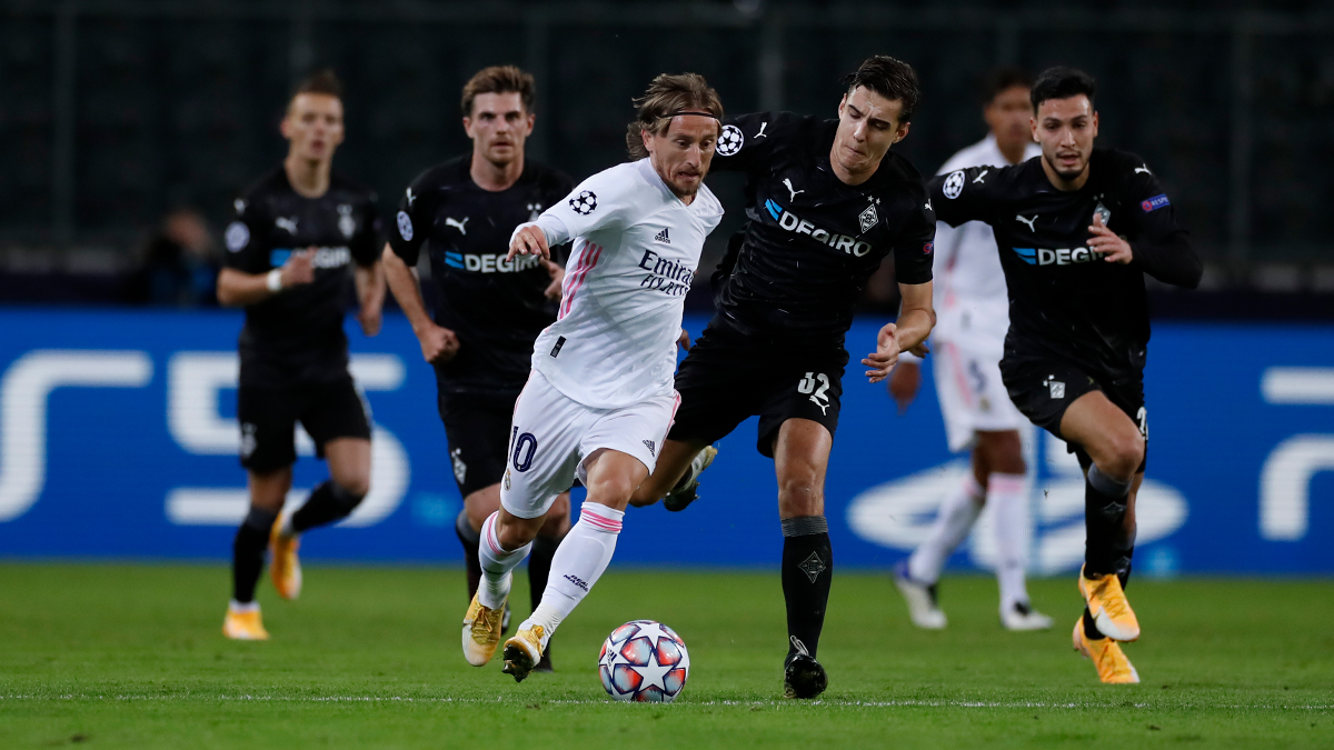 El Borussia Mönchengladbach sorprendió a un Real Madrid dormido en los primeros minutos y con notables errores defensivos. Foto: @realmadrid.