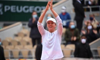 Swiatek consiguió el primer Grand Slam para Polonia tras coronarse, con solo 19 años, en la nueva campeona del Roland Garros. Foto: rolandgarros.com.