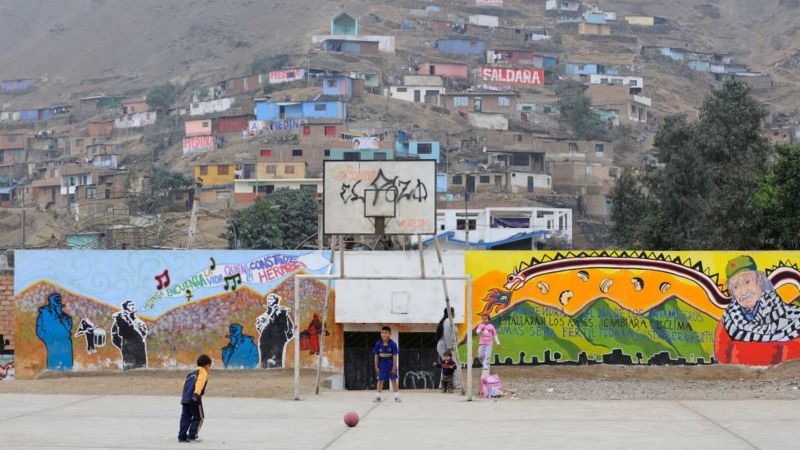 El crecimiento desordenado de la capital peruana es, desde hace varios años, uno de los problemas que tiene esa ciudad y sus habitantes. Foto: BBC