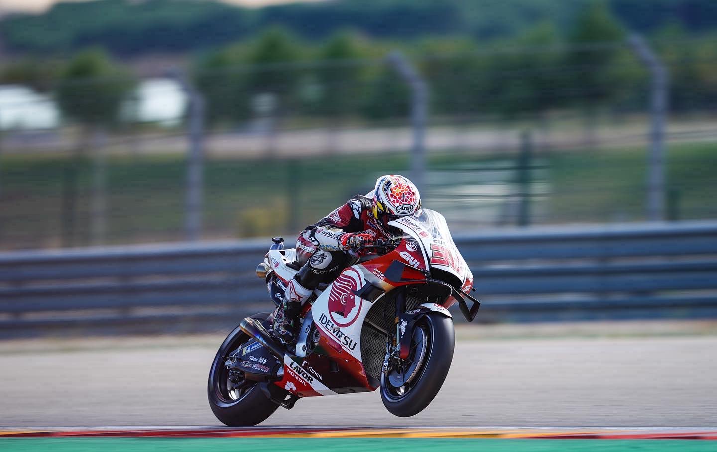 Takaaki Nakagami es el primer japonés que, desde Makoto Tamada, logra una pole en MotoGP. Tamada lo consiguió en 2004. Foto: @takanakagami30.