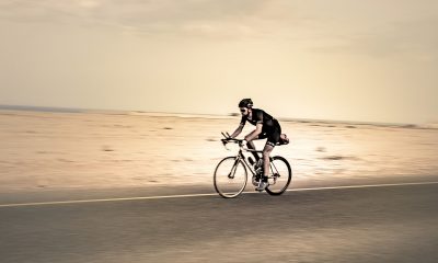 Jonas Deichmann recorrerá 450 kilómetros a nado, 20.000 en bicicleta y 5.000 en carrera, atravesando así tres continentes. Foto: jonasdeichmann.com.