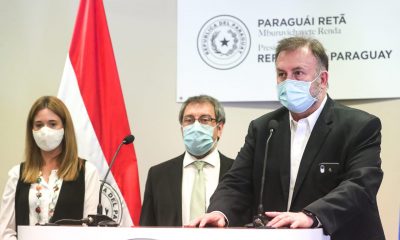 Ministro de Hacienda y referentes de AFD. Foto Presidencia