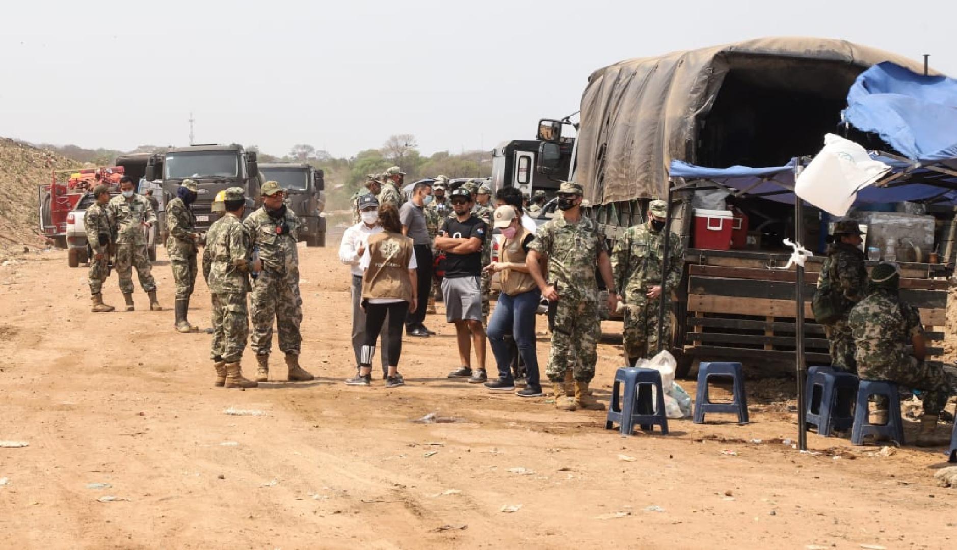 Los alimentos son preparados por voluntarios de la OPD con el apoyo de Petropar y militares. Foto: IP.