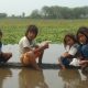 Niños de la Comunidad Xakye Axa, de los pueblos Enxet, Sanapaná y Angaité, en el Chaco Paraguayo. Foto OEA