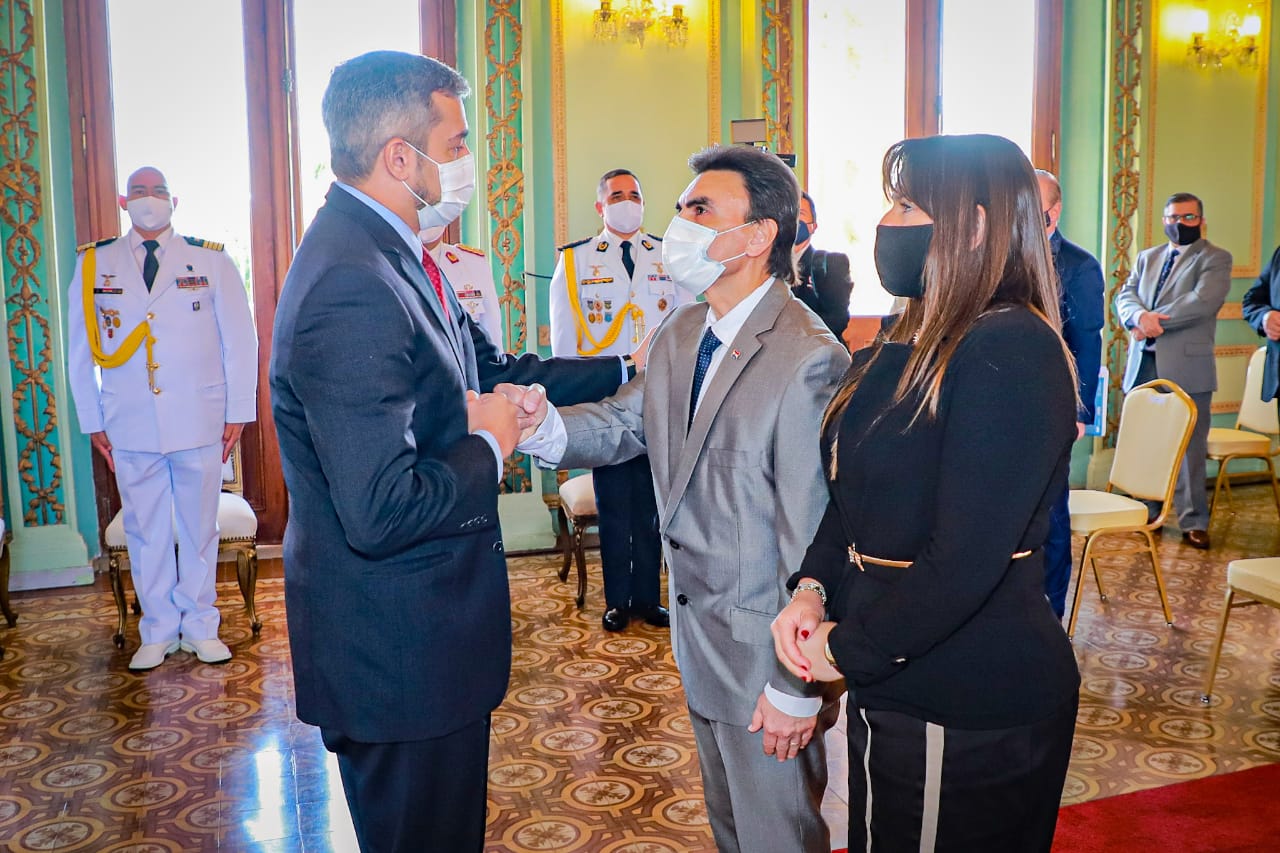 Mario Abdo y Carlos Pereira en Palacio de Lopez. Foto Presidencia