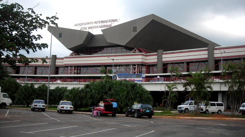 El Aeropuerto Internacional estaba cerrado desde el 24 de marzo para frenar el avance del coronavirus. Foto: Telam