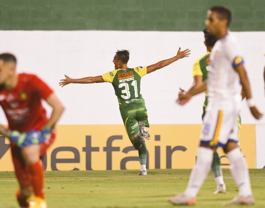 Con gol de Braian Romero, Defensa y Justicia clasificó a octavos de final de la Sudamericana, donde lo espera Vasco da Gama. Foto: @ClubDefensayJus.