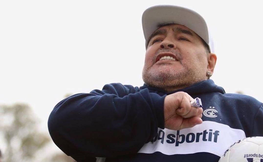 El actual entrenador de Gimnasia de La Plata había acudido el fin de semana al estadio para un homenaje por su cumpleaños. Foto: @SC_ESPN.