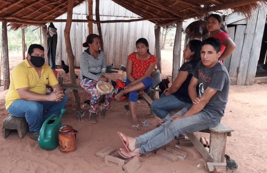 Adelio Mendoza con su familia en Concepción. Foto Gentileza