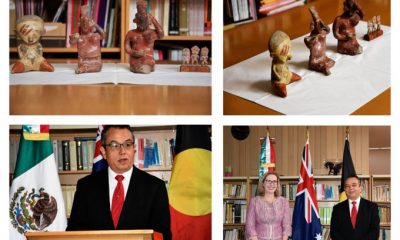 Durante la ceremonia de entrega de las piezas. Foto: Embajada de México en Australia.