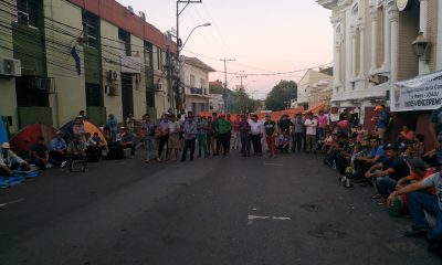 Los campesinos coparon varias arterias del microcentro. Foto: Gentileza