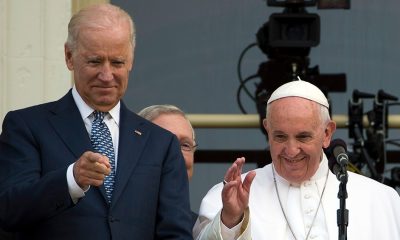 Joe Biden y Francisco cuando se reunieron en el 2015. Foto: Telam.