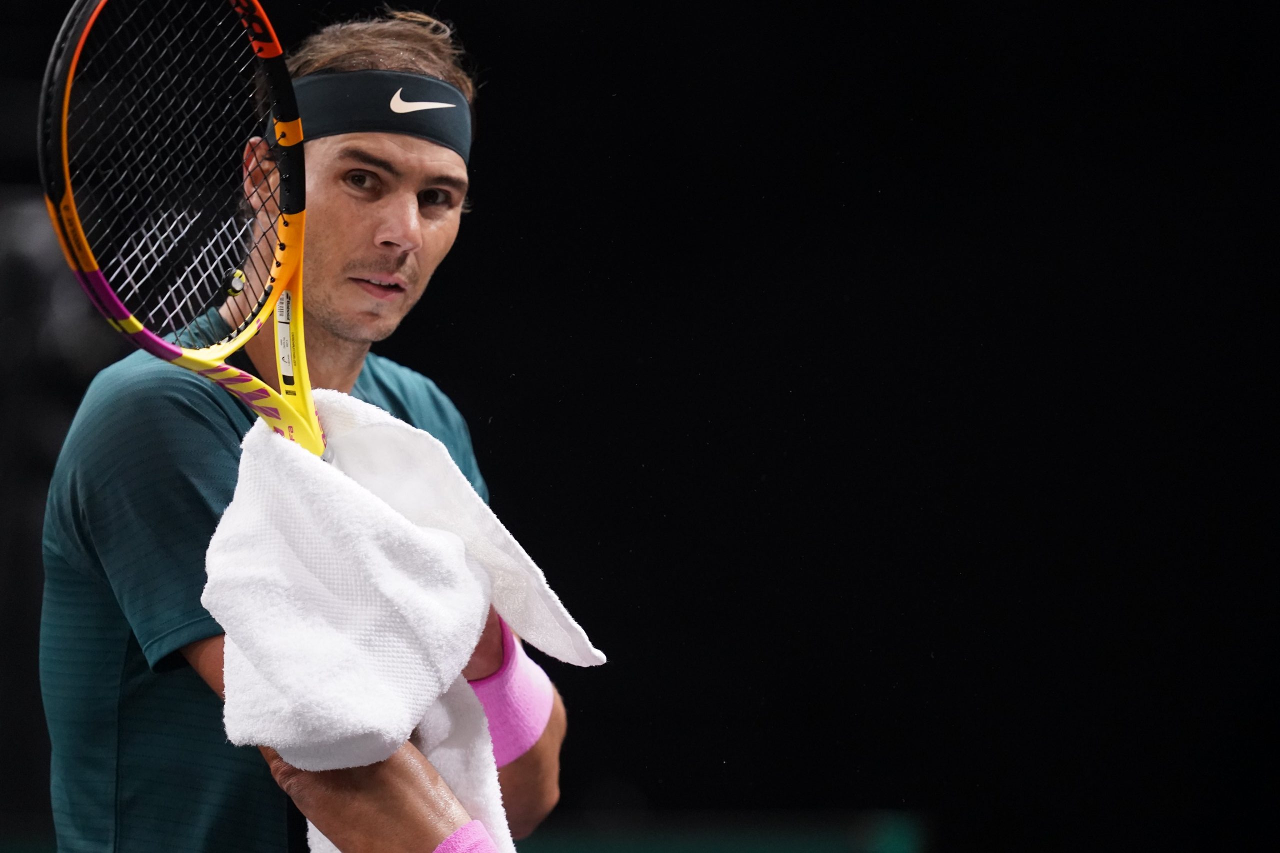 Rafael Nadal accedió a las semifinales de uno de los pocos torneos que aún no ha conquistado. Su rival será Alexander Zverev. Foto: @RolexPMasters.