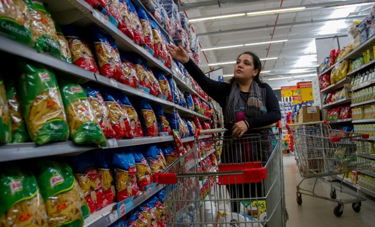 Los gastos se concentran en alimentación. Foto: Guillermo Barba