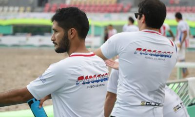 El partido, correspondiente a los cuartos de final del Mundial de fútbol de arena, culminó 2-2 con doblete de Néstor Acosta. Foto: @matheusmacieira.