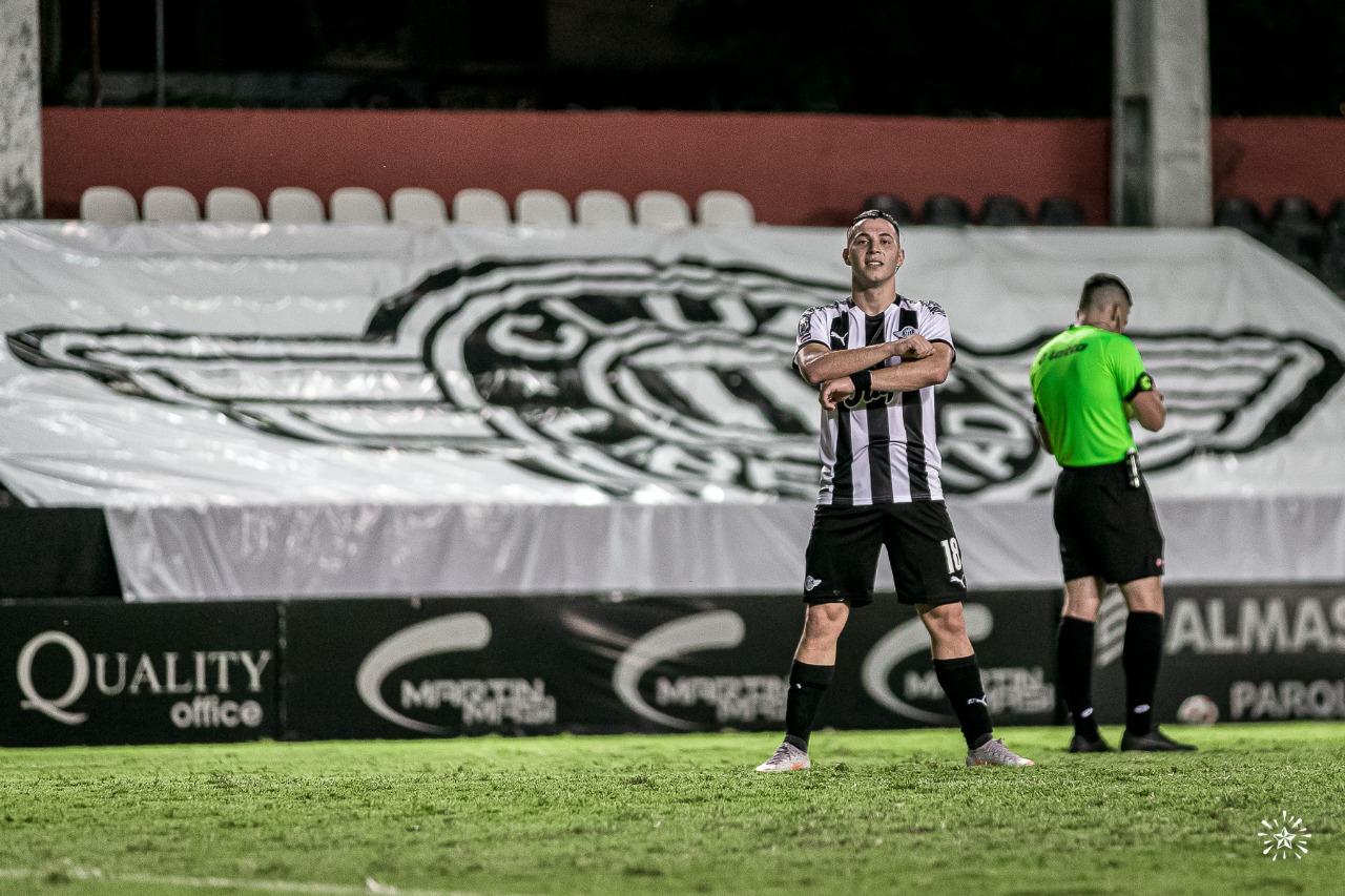 Con este resultado, Olimpia enfrentará a Cerro Porteño en cuartos. Libertad también se medirá ante su tradicional rival, Guaraní. Foto: @Libertad_Guma.