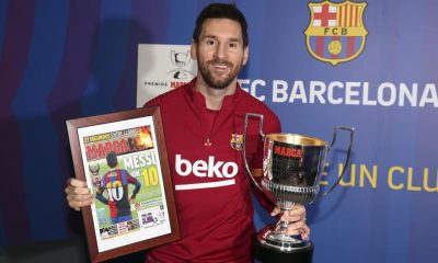 Al argentino le entregaron el trofeo por sus 25 goles convertidos en el Barcelona durante la Liga de España 2019/2020. Foto: Francesc Adelantado/Marca.