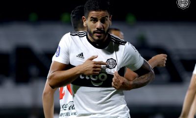 Olimpia marcó la diferencia en la complementaria y superó a General Díaz. Con un golazo, Jorge Recalde fue la figura del partido. Foto: @elClubOlimpia.