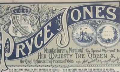 Se cree que el catálogo Pryce Jones fue el primer catálogo para ordenar productos por correo cuando empezó en 1861. Foto: BBC.