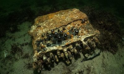 La máquina de cifrado Enigma, de las utilizadas por los nazis en la Segunda Guerra Mundial, fue encontrada en el fondo del mar Báltico. Foto Montevideo.com