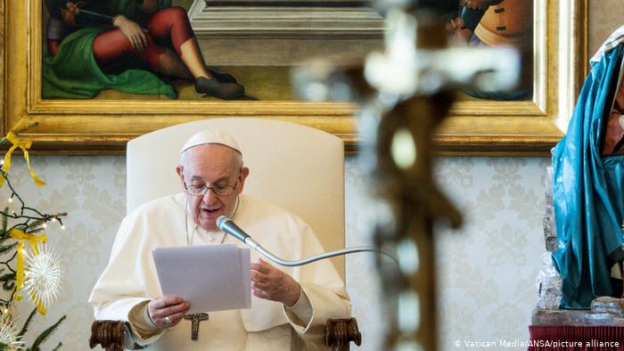 Tras los disturbios en el Capitolio, el papa dio su mensaje este domingo. Foto: Dw