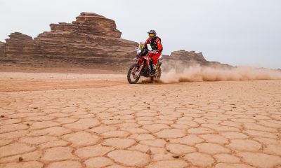 Joan Barreda, que marchaba cuarto en la clasificación general, se saltó un punto de repostaje y se quedó sin gasolina en el kilómetro 267. Foto: @dakar.