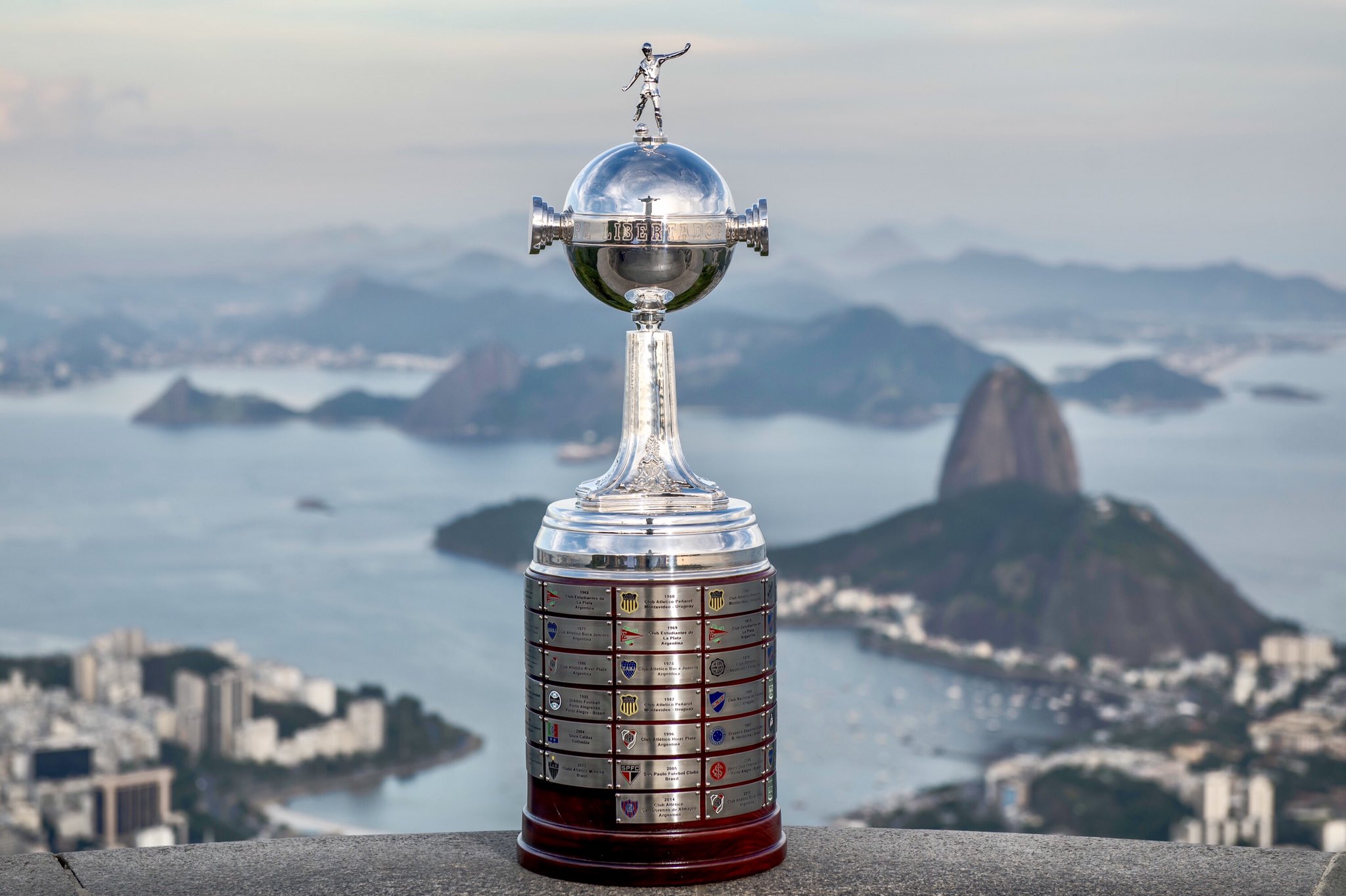 La Final de Otro Mundo, la lucha por la Gloria Eterna comenzara a las 17:00 hora local, en el Estadio Maracaná de Rio de Janeiro, sin la presencia de espectadores en las gradas. Foto: CONMEBOL.