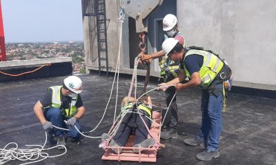 Esta actividad se llevó a cabo en la azotea de la torre del futuro edificio del Ministerio de Educación y Ciencias (MEC) de 16 pisos. Foto: Gentileza.