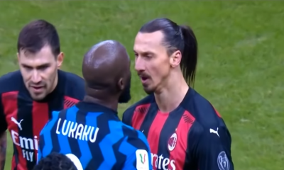 “Eres hombre muerto. Te voy a volar la cabeza de un disparo”, le habría gritado Romelu Lukaku a Zlatan Ibrahimovic camino a vestuarios. Foto: Captura.