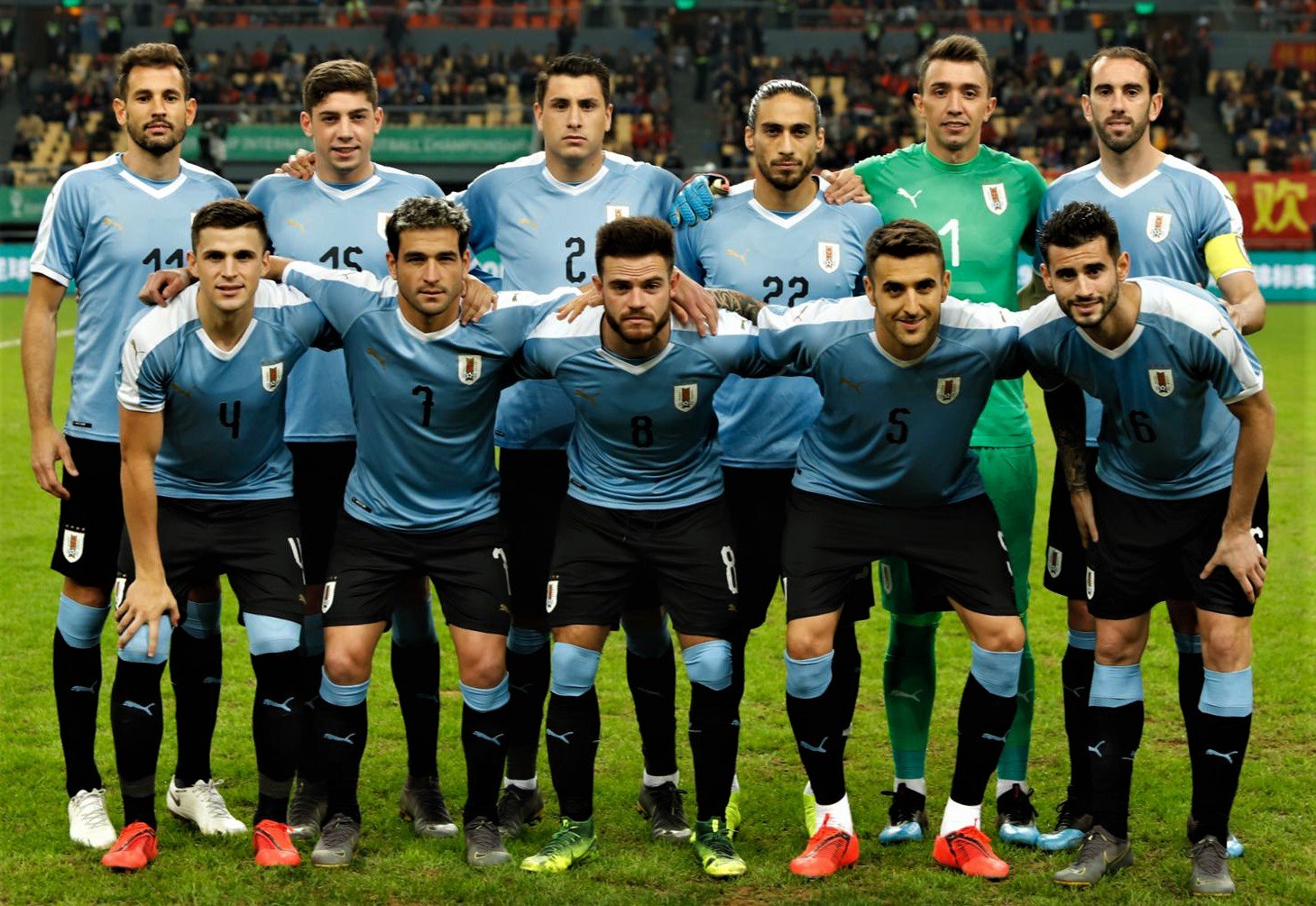 Los futbolistas uruguayos defienden a su compatriota Cavani y aseguran que él nunca tuvo la intención de agredir o discriminar a nadie. Foto: @Uruguay.