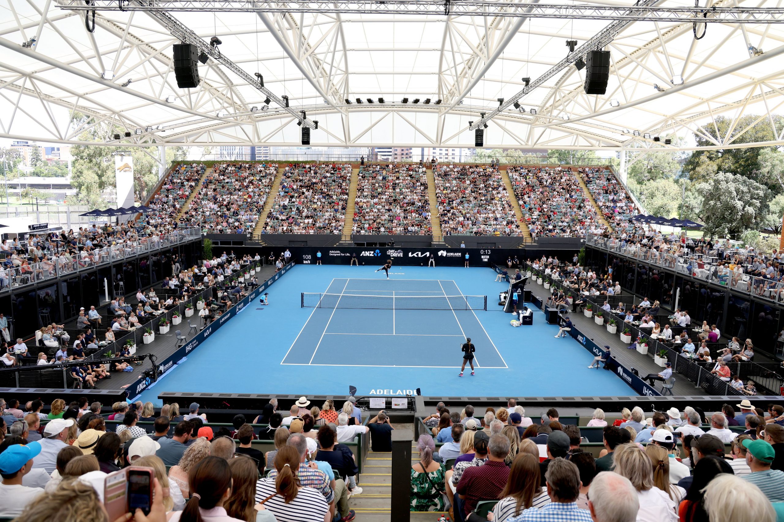 Autoridades de Australia dieron el visto bueno para realizar la exhibición de Adelaida con mucho público y sin estrictas medidas. Foto: @AustralianOpen.