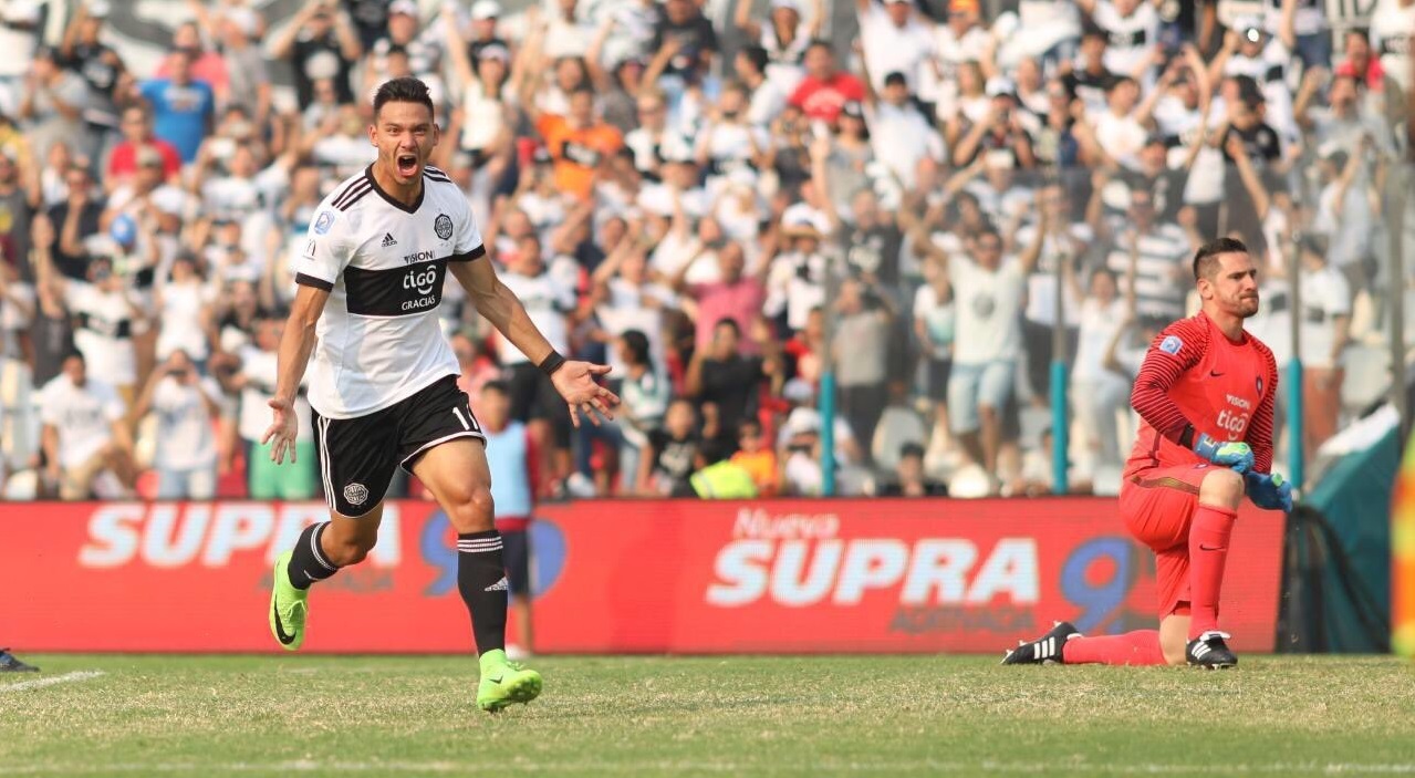 Con la camiseta del Olimpia, el centrodelantero Walter González (25) ha marcado 13 goles en un total de 34 partidos disputados. Foto: @waltergonz_11.