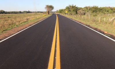 La nueva ruta asfaltada de 12 kilómetros que une Ayolas con Coratei. Foto: Gentileza