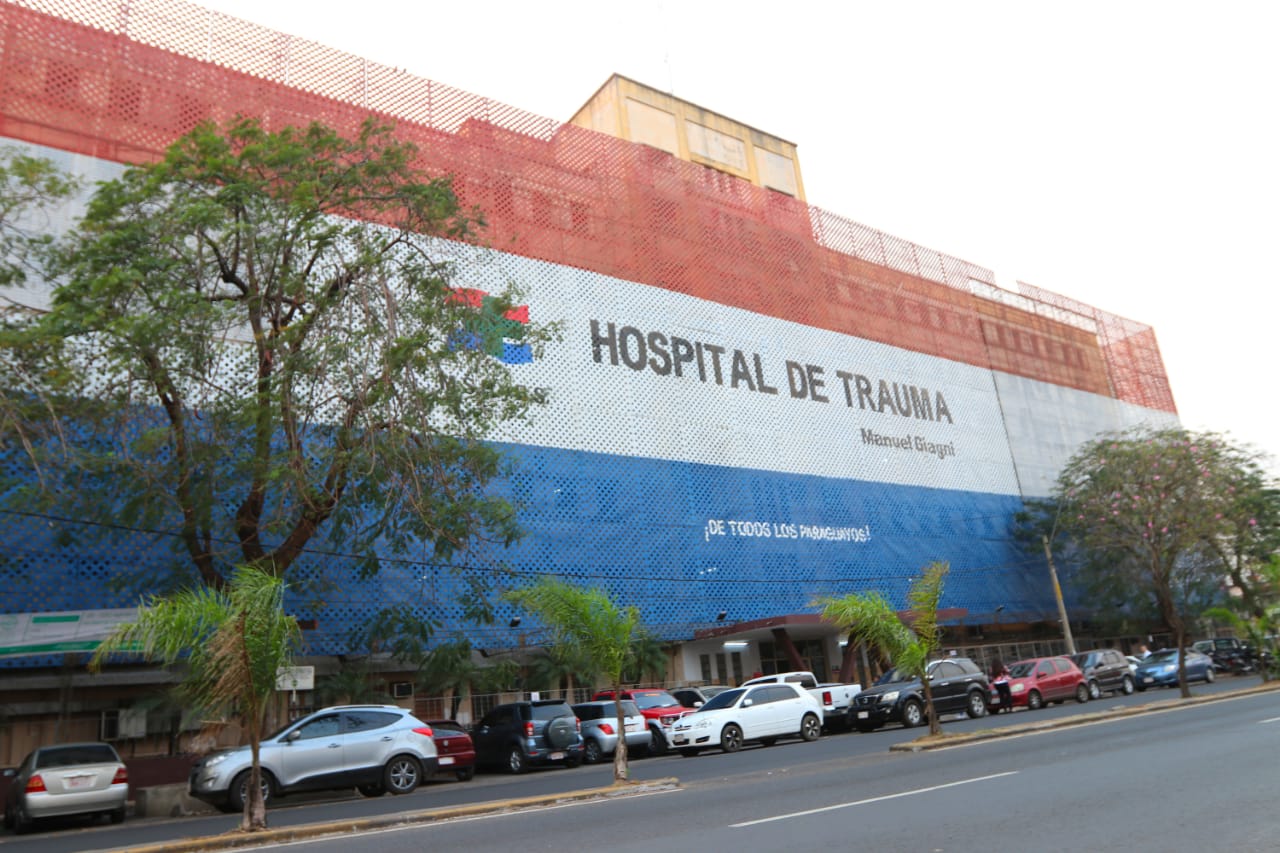 La víctima fue trasladada hasta el hospital de Trauma. Foto: Gentileza