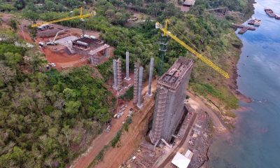 Las obras del segundo puente con Foz de Iguazú en Alto Paraná están muy avanzadas. Foto: IP