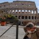 Continúa la restricción de abrir bares y restaurantes. Foto: BBC