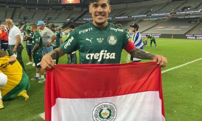 El campeón Gustavo Gómez Portillo (27) es el único futbolista paraguayo incluido en el equipo ideal de la Copa Libertadores 2020. Foto: Gentileza.